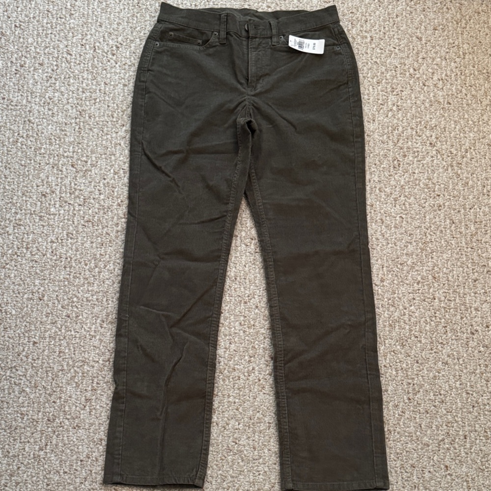 NWT LL Bean BeanFlex 5-Pocket Corduroy Pants - Dusty Olive